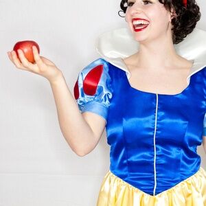 Snow White costume